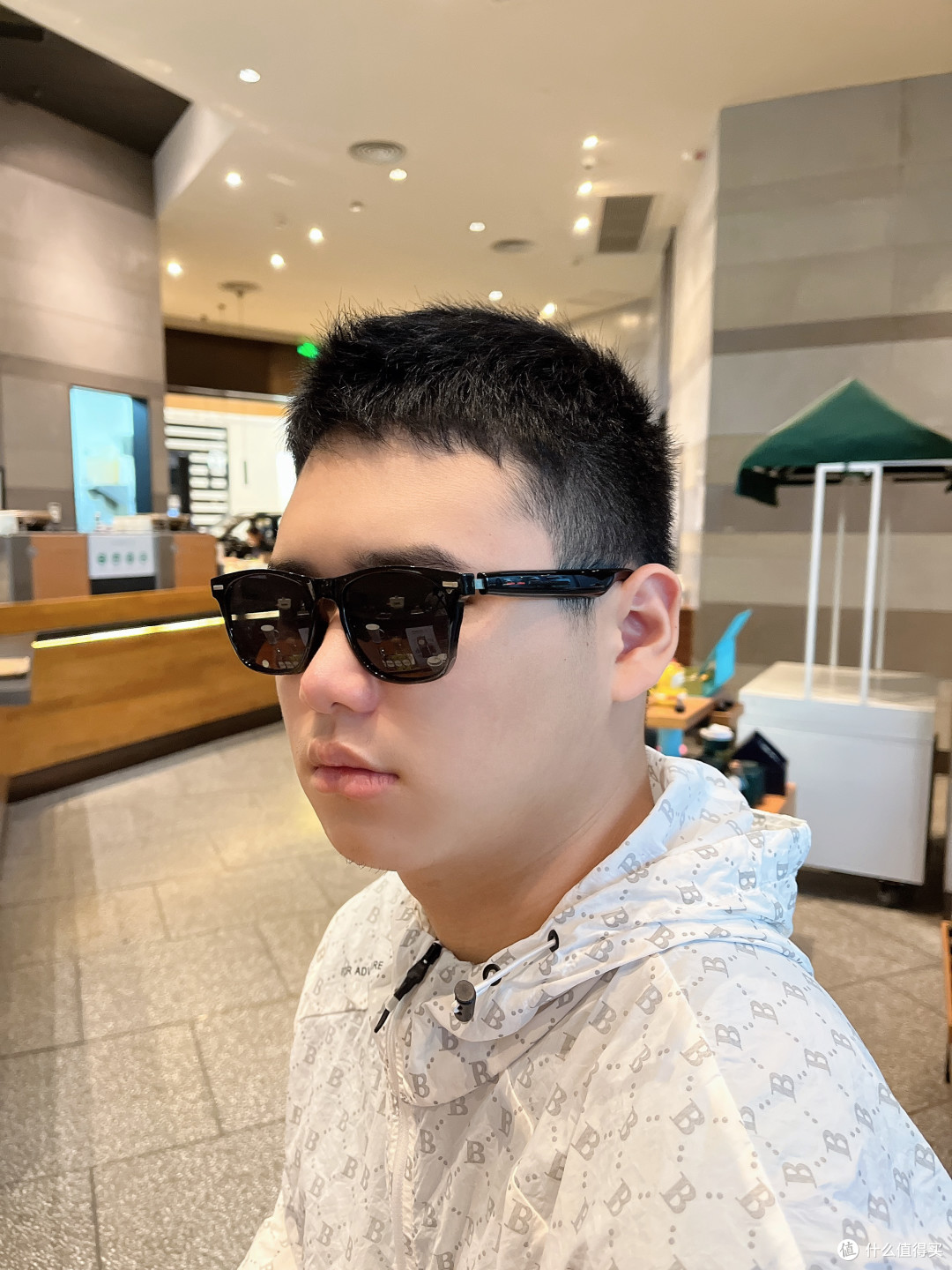 解锁未来生活新方式 BLINBLIND 13智能蓝牙眼镜的惊艳魅力