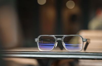 华为首款鸿蒙智能眼镜 你的智慧生活随身助手，让科技更贴心